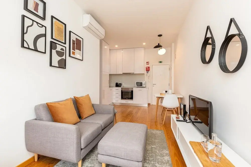 Stylish City-center Retreat