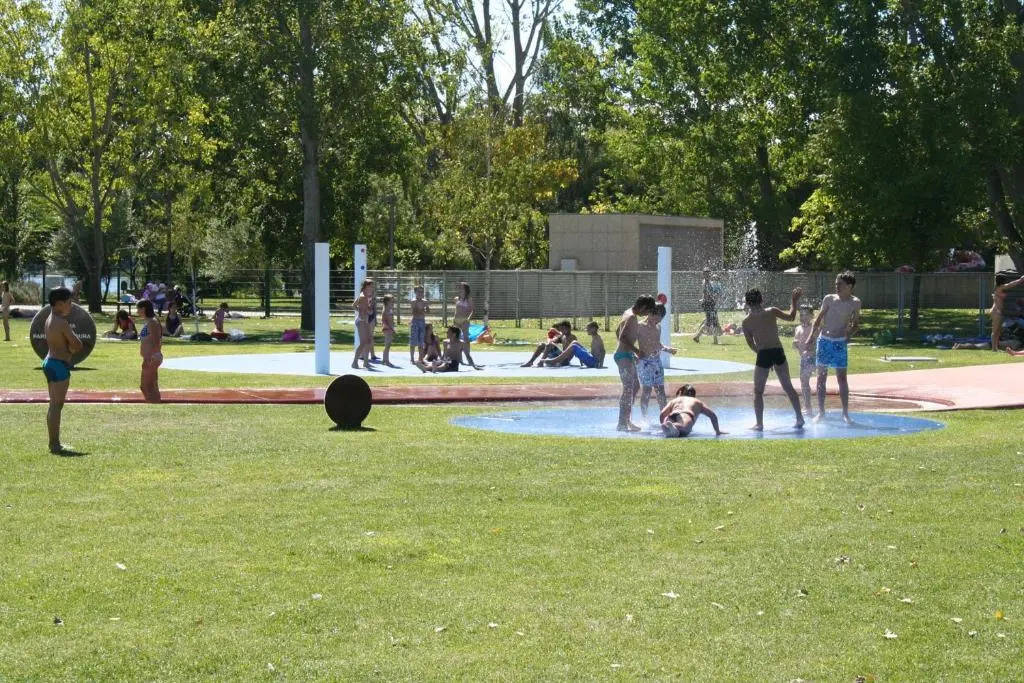 Casas da Loureira - Casa da Piscina e Batatas II