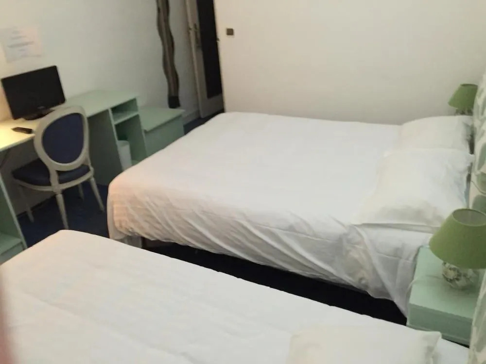Hotel Joly