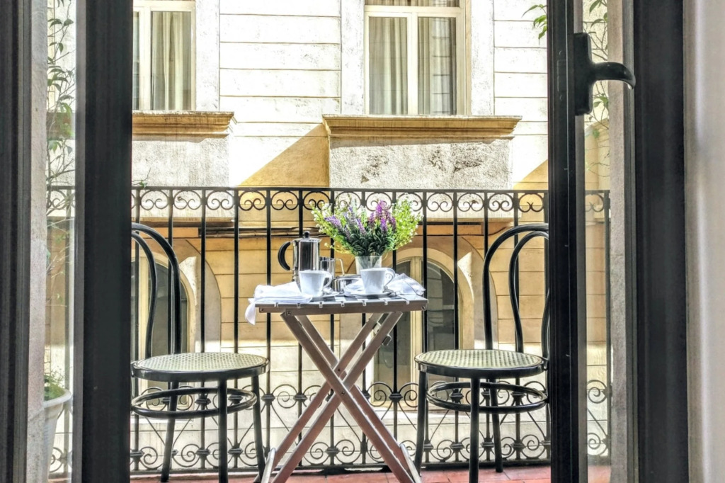 La Rambla spacious 3BR monthly rental - Parsifal