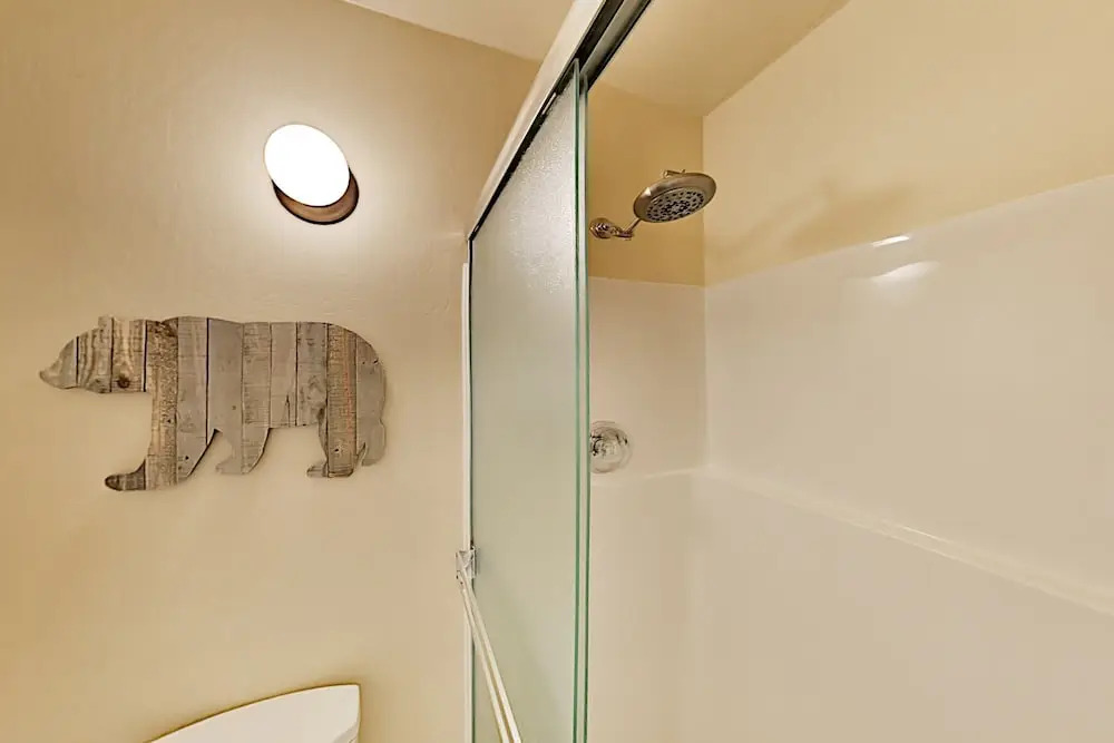 Henrys Tahoe Hideaway W/ Pool, Sauna & Tennis 3 Bedroom Condo