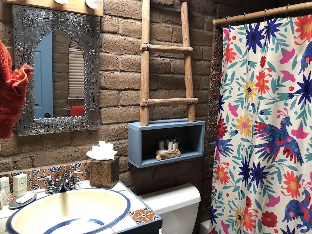 Casa Tierra Adobe Bed & Breakfast Inn