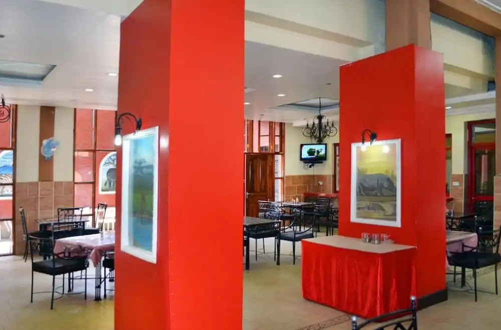 Arusha Naaz Hotel