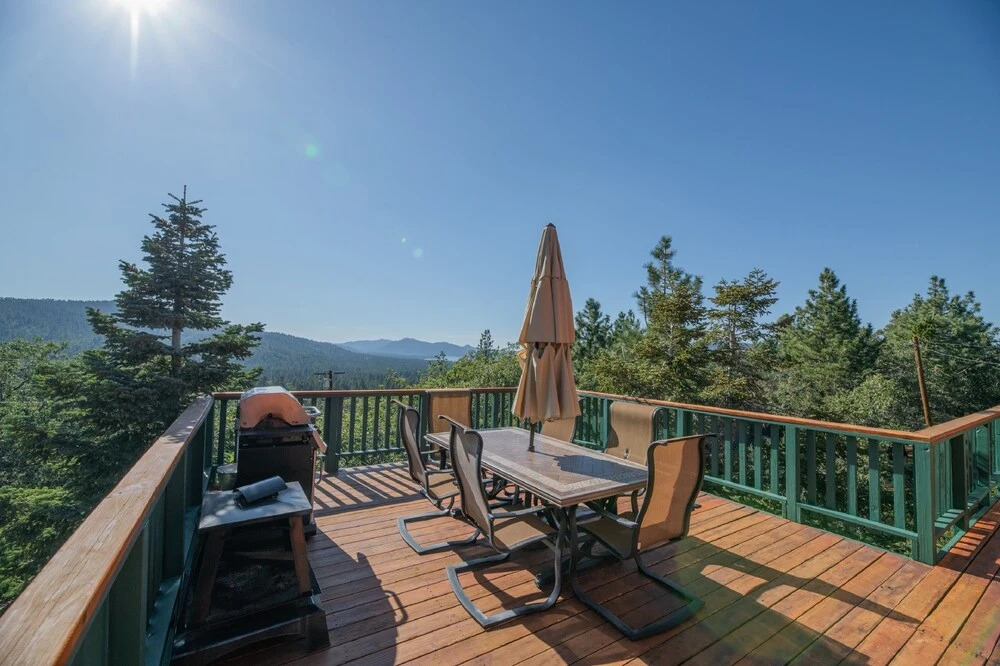Wolf View Lodge