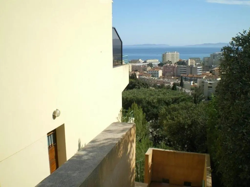 Appartement Le Lavandou, 2 pièces, 2 personnes - FR-1-308-35