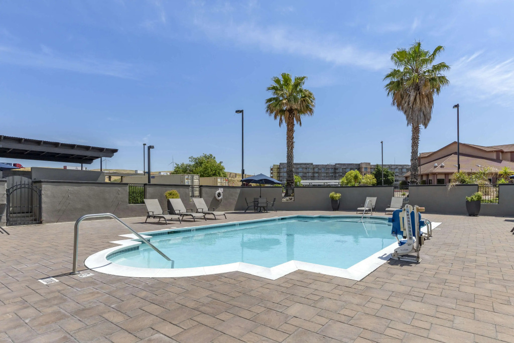 Best Western Plus Vineyard Inn