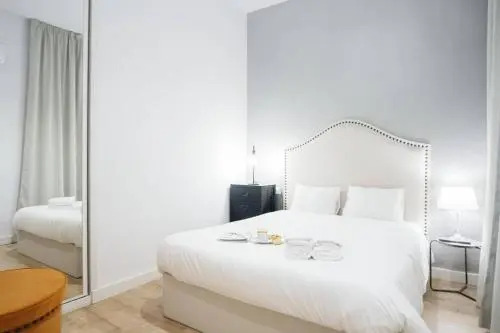 Homeabout Cibeles Apartment Ii