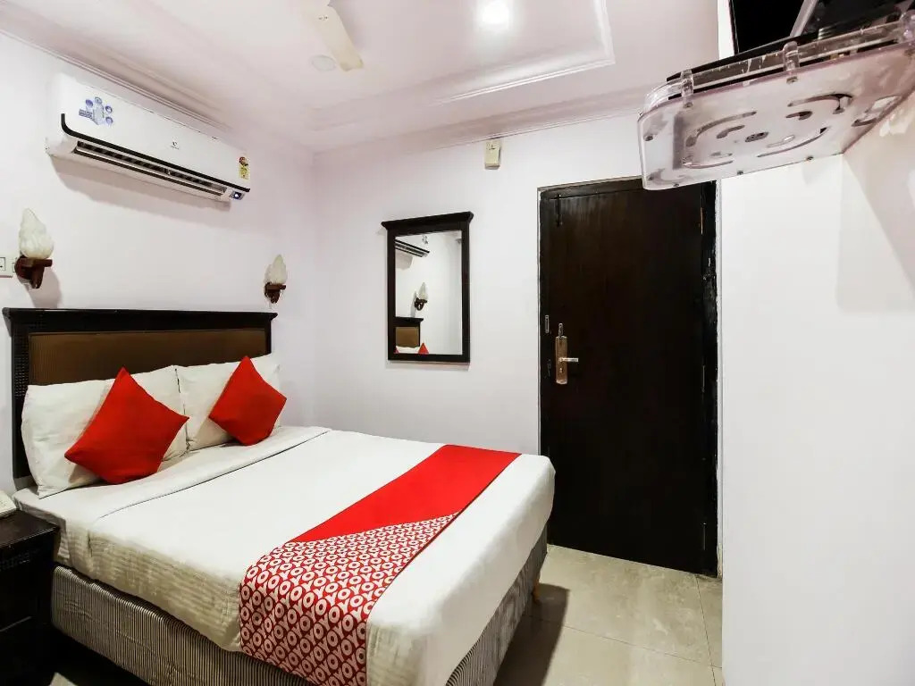 Hotel Srinivasa Residency by OYO Rooms