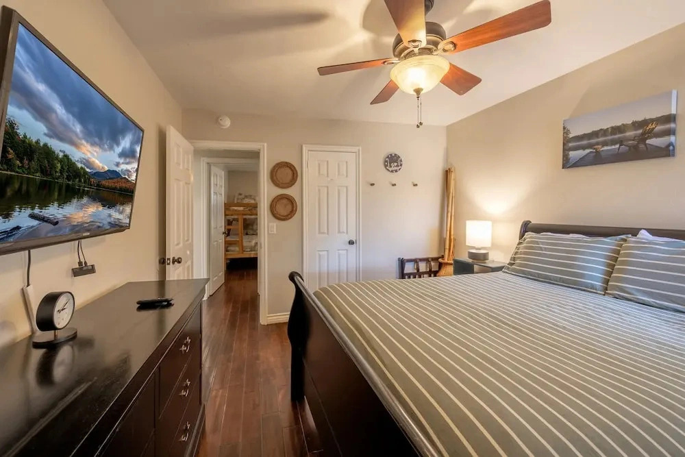 23 - Big Bear Lakeview Lodge 3 Bedroom Home