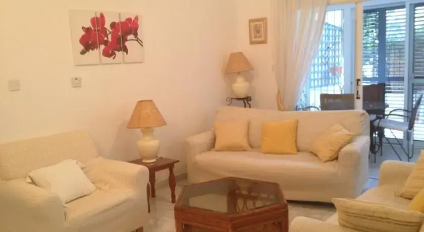 Pafia 1 Apartments