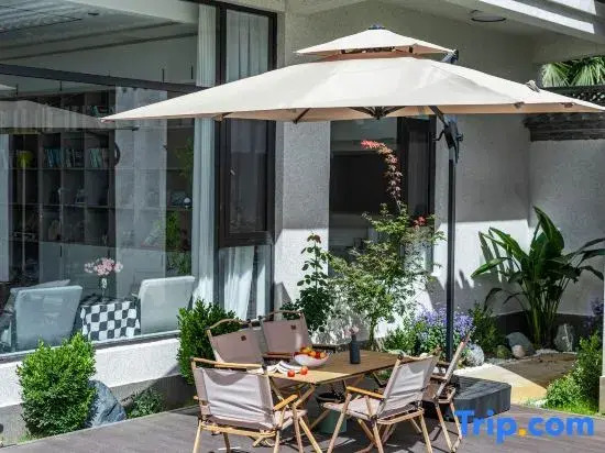 Lijiang South No.5 Homestay (Sanyi International Airport)