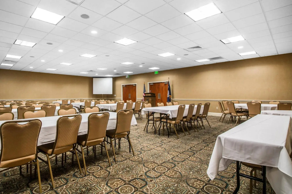 Quality Inn At Town Center