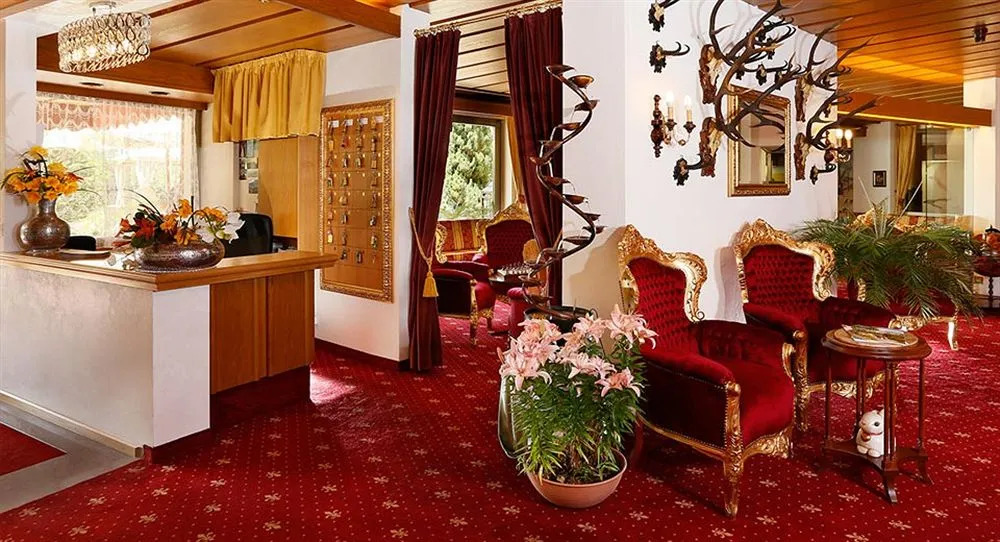 Hotel Nocturnes
