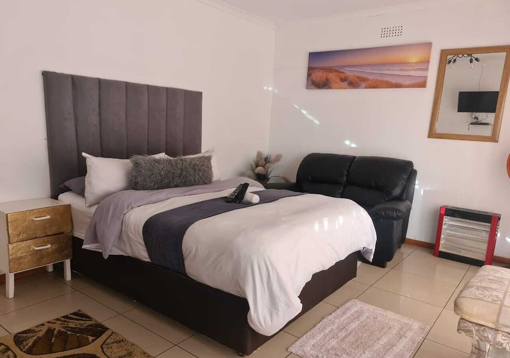 Khahiligi Investment Properties Guest
