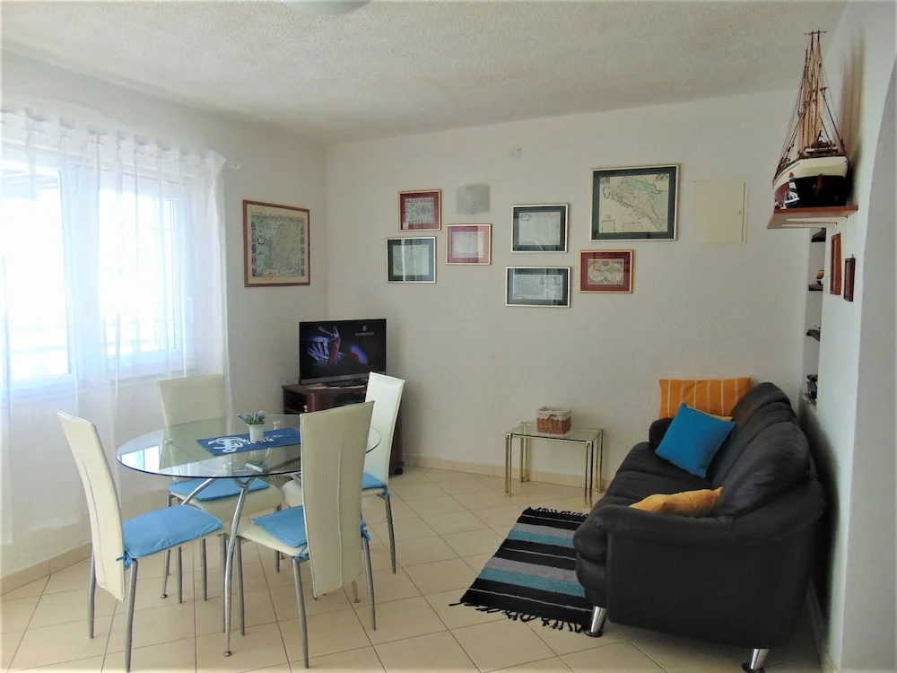 Amazing 2 Storey Holiday Home With 120m Roof Terrace, Directly on the Beach