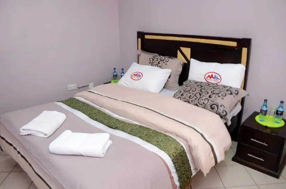 Madola Hotel