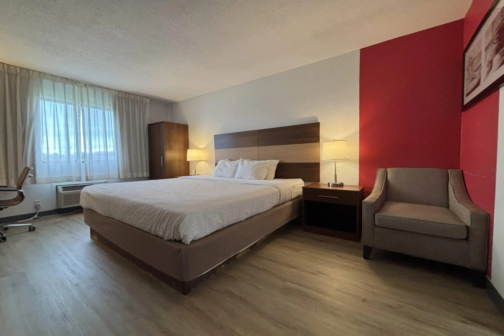 Ramada by Wyndham Effingham
