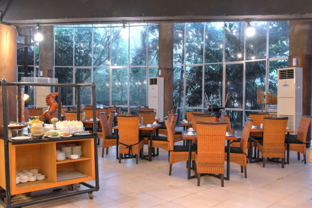 Oak Tree Emerald Hotel & Coventions Semarang