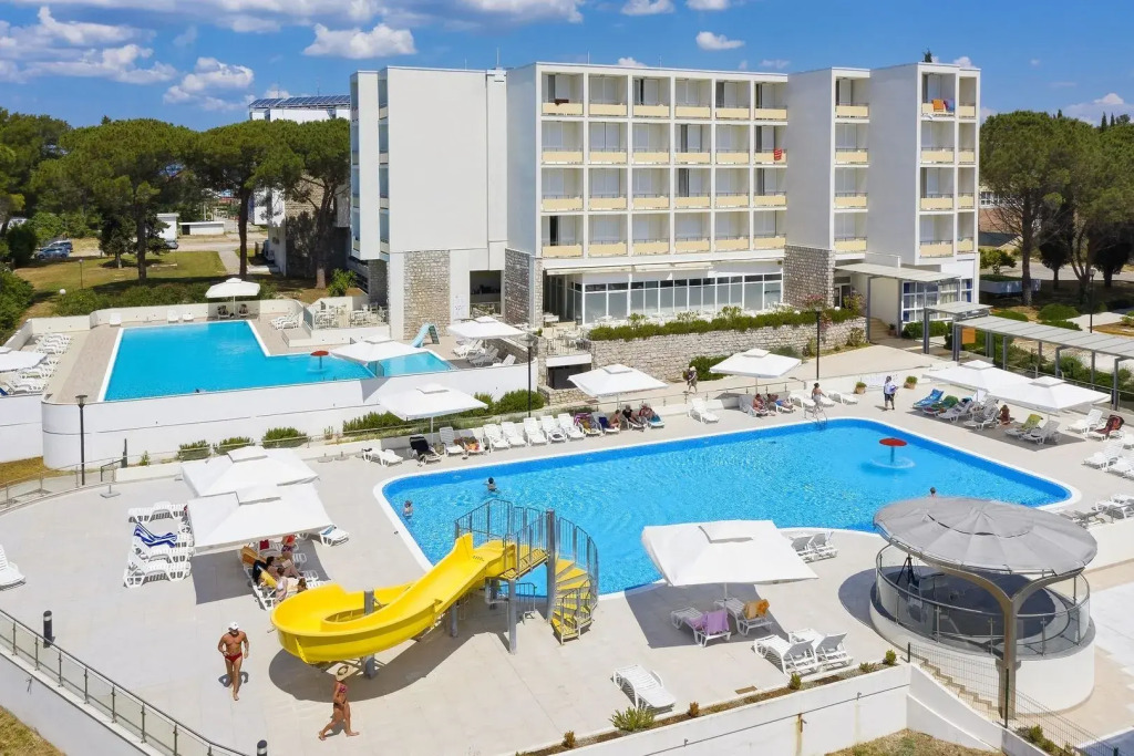Family Hotel Adria - All inclusive