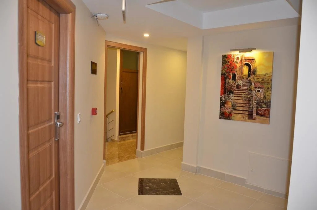 Apameia Hotel