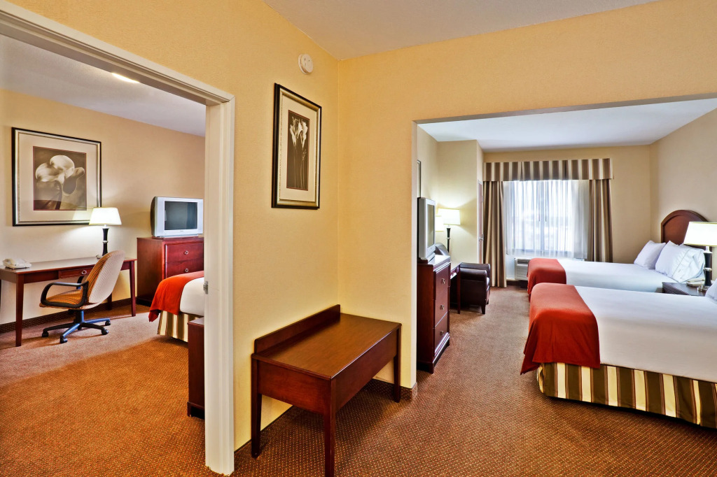 Spark by Hilton Catoosa Tulsa