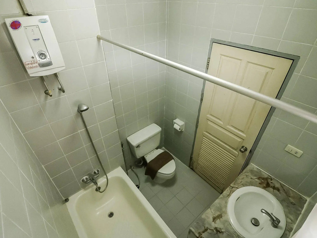 席娜卡琳拉玛苏安隆奈达酒店(Nida Rooms Srinakarin Rama Suan Luang)