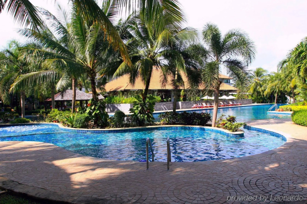 NH Boat Lagoon Phuket Resort