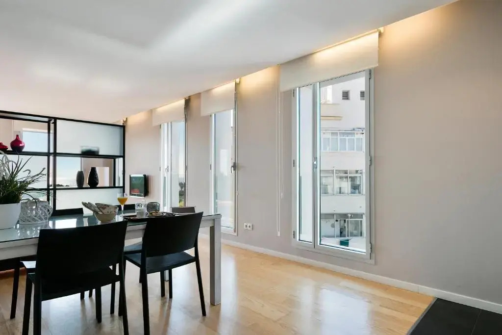 Lugaris Beach Apartments