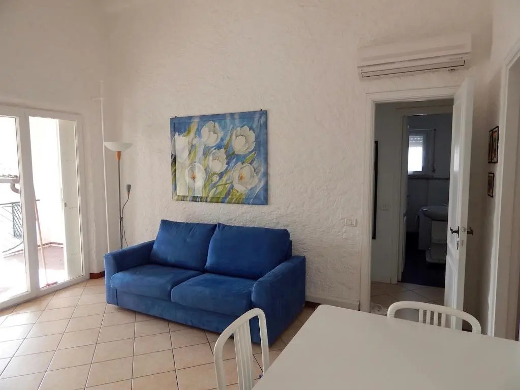 N83 - Numana, trilocale con terrazzo panoramico