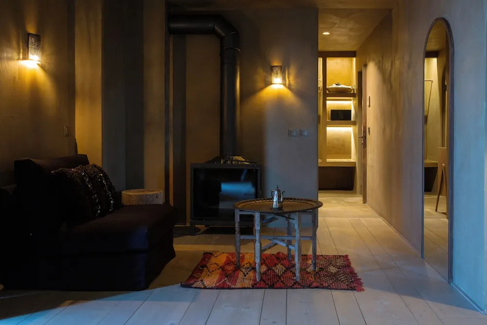 Life Gallery Hotel & Spa