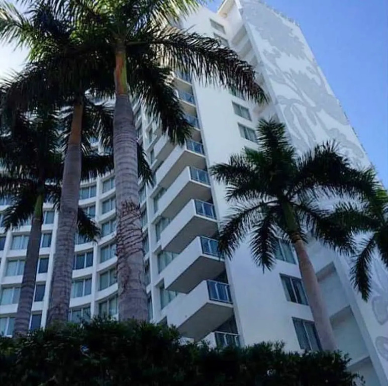 High Floor Studio 1100 Condo Hotel