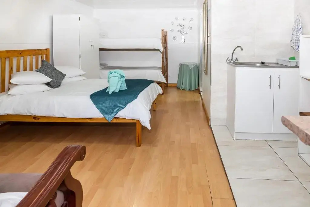 De Helling Self Catering