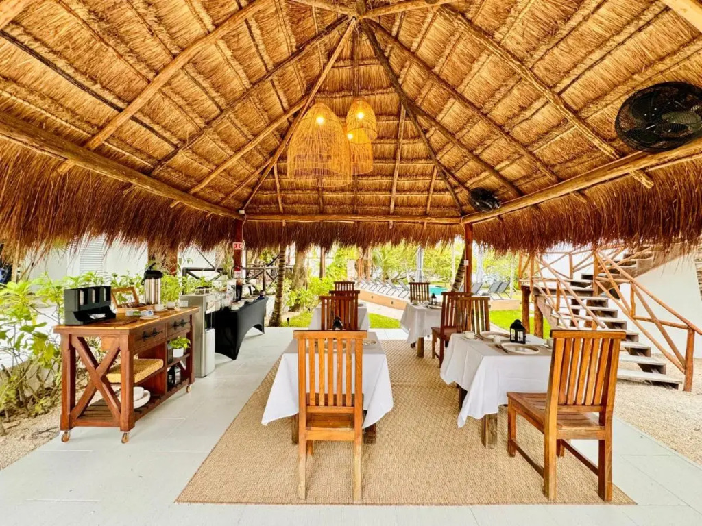 Azulea Bacalar Hotel & Spa - Lagoon Front