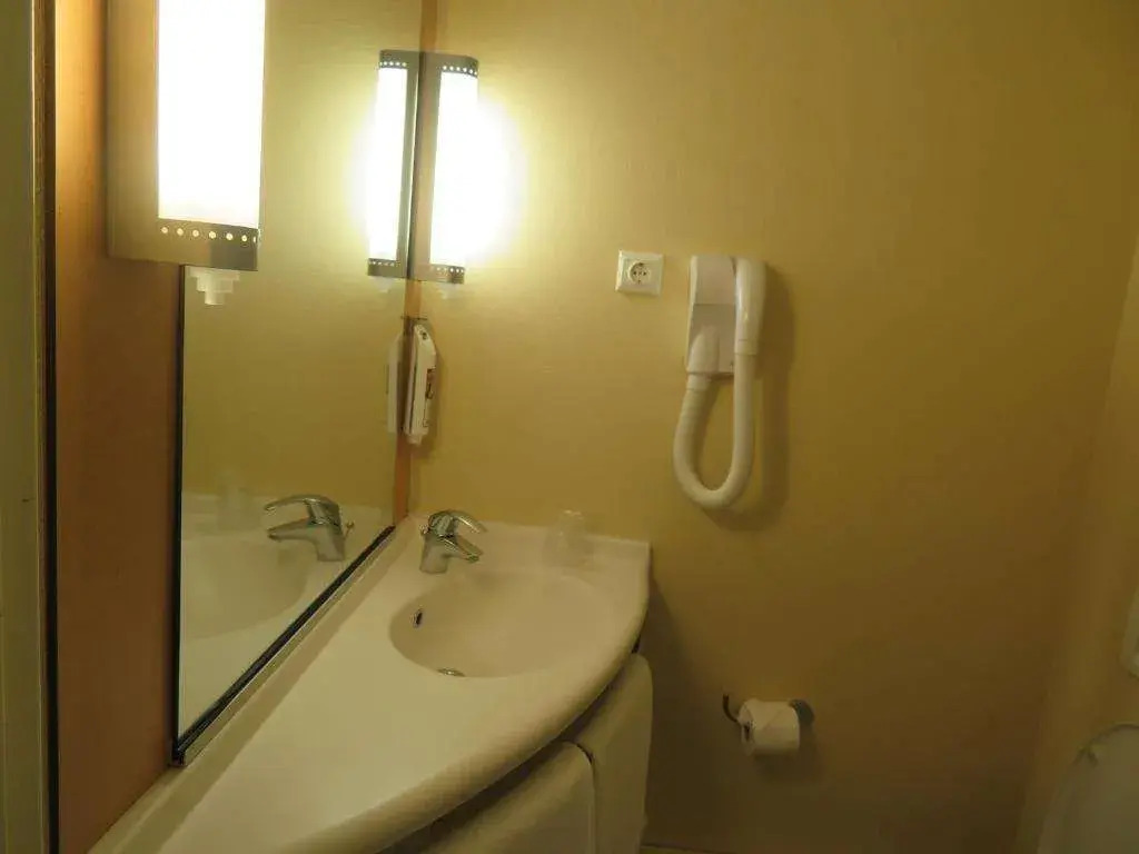 ibis Tlemcen
