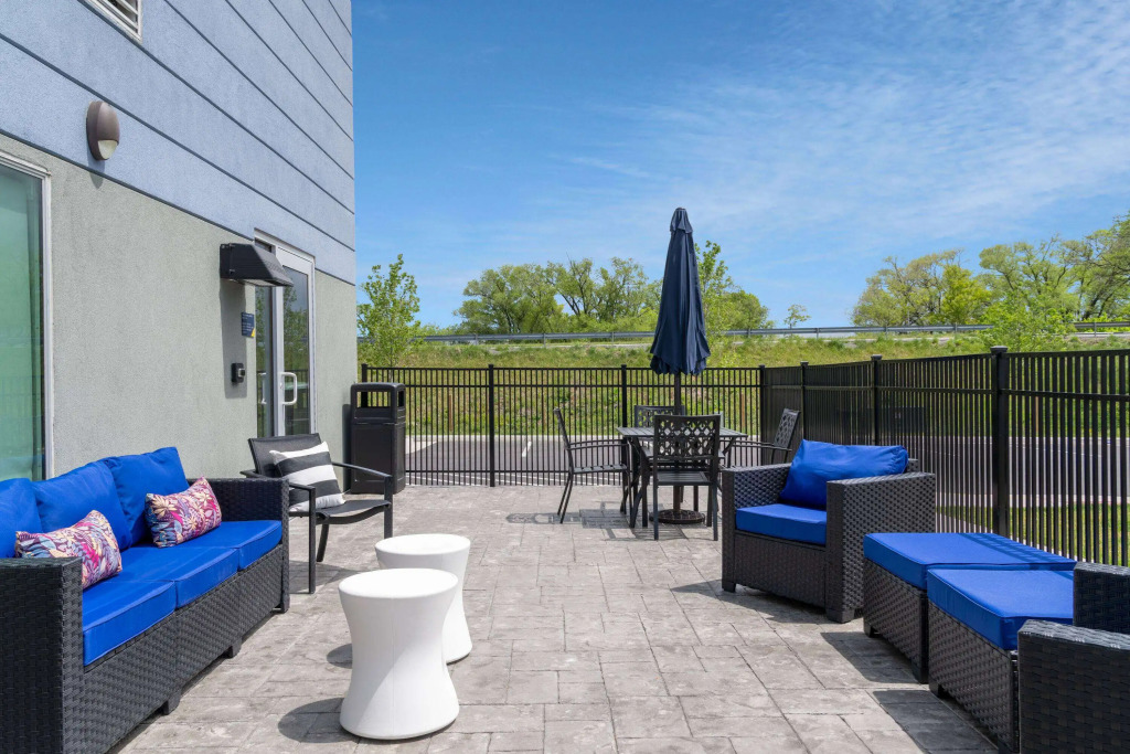 Microtel Inn & Suites by Wyndham Winchester