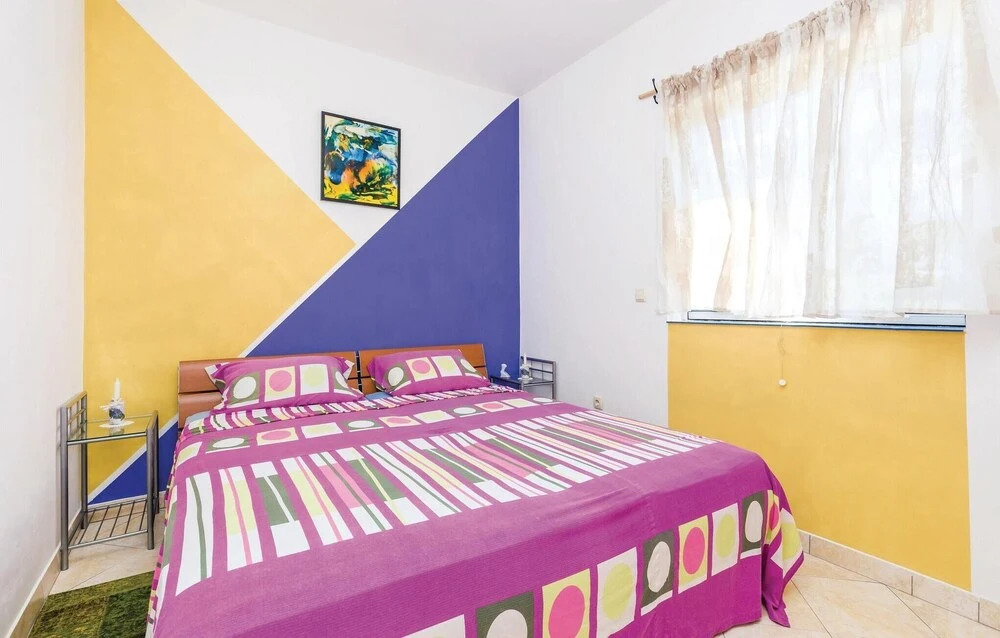 Stunning Home in Barbat With Wifi and 2 Bedrooms