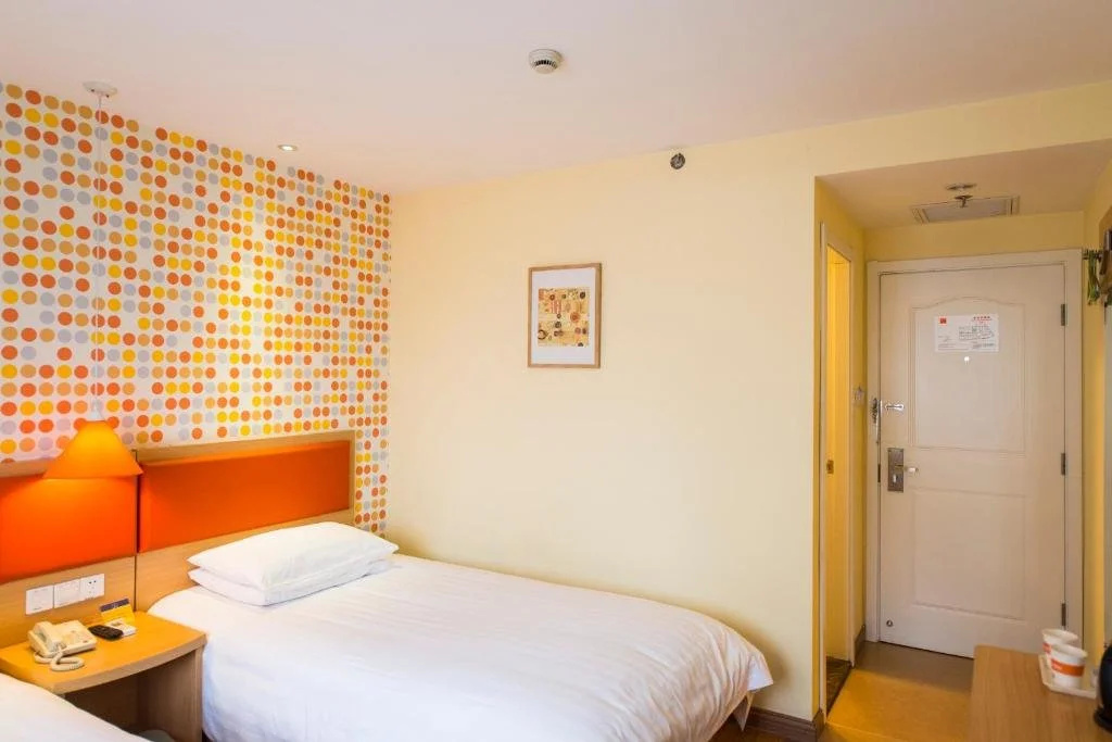 Home Inn Chengdu Century City New Exhibition Center