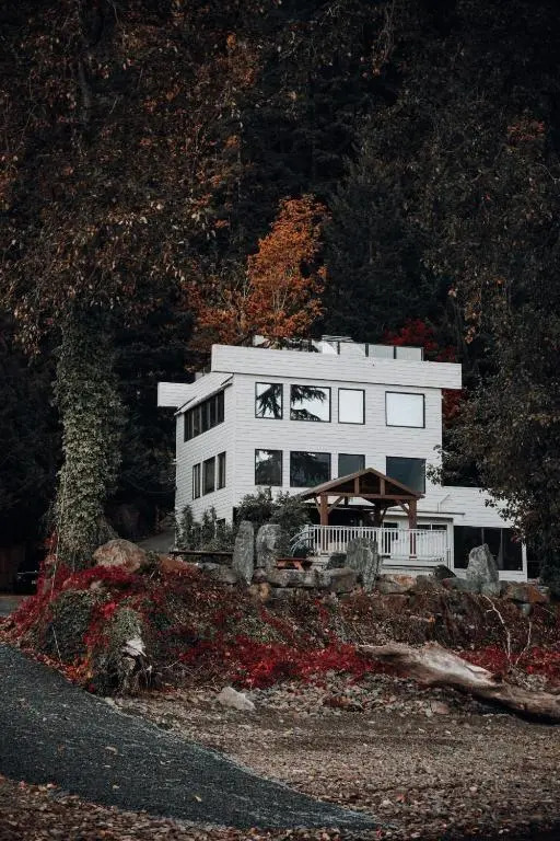 Royal Harrison Retreat