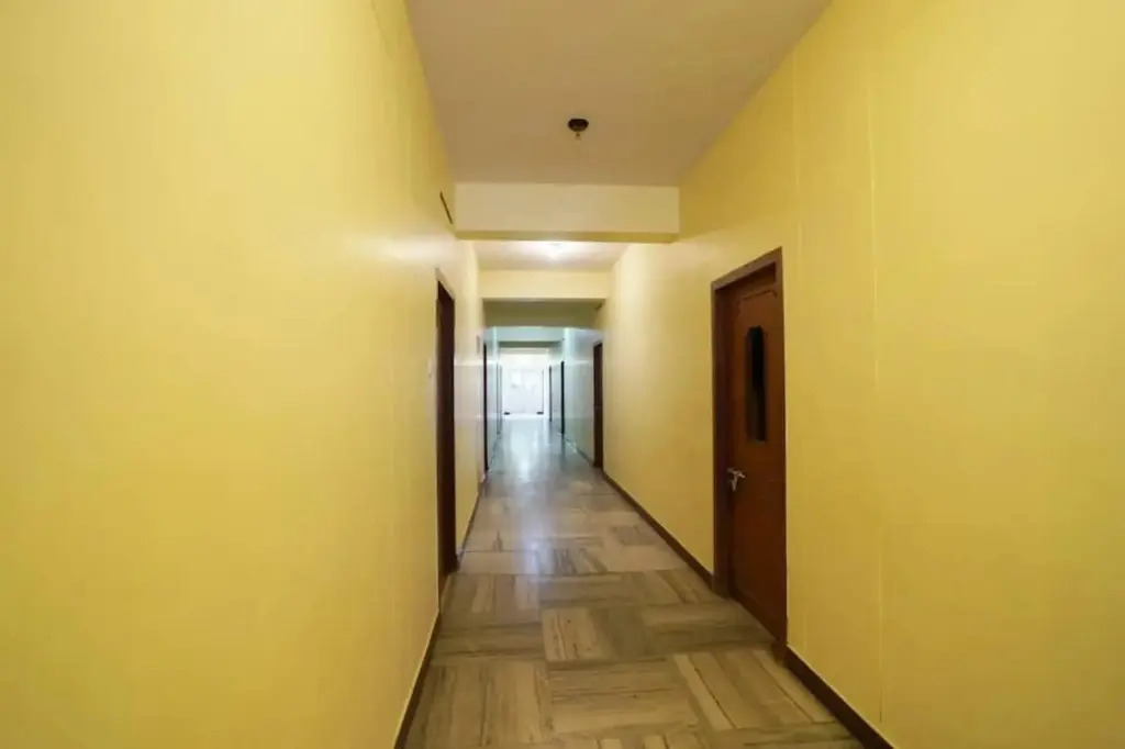 Hotel Shivas Residency