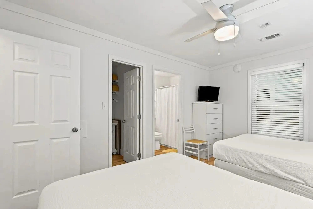 Pet-friendly Corner 1st Floor Condo in Seagrove, Steps From the Beach