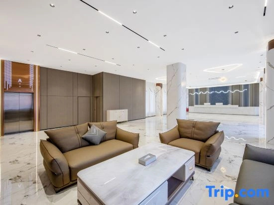 Perting Luxury Art Hotel (Pu'er High-Speed Railway Station Store)