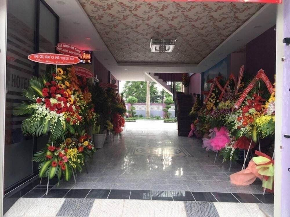 Khach san T.B.N so 81B duong Bung Ong Thoan phuong Phu Huu Q9
