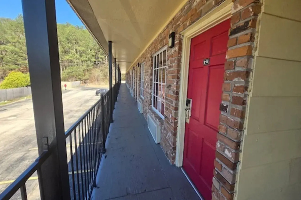Jeffersonian Motor Inn by Townhouse, Prentiss MS