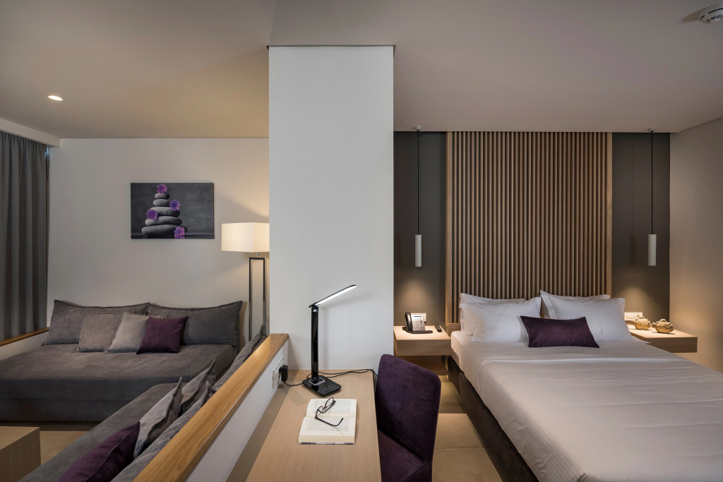 Trianon Luxury Apartments & Suites