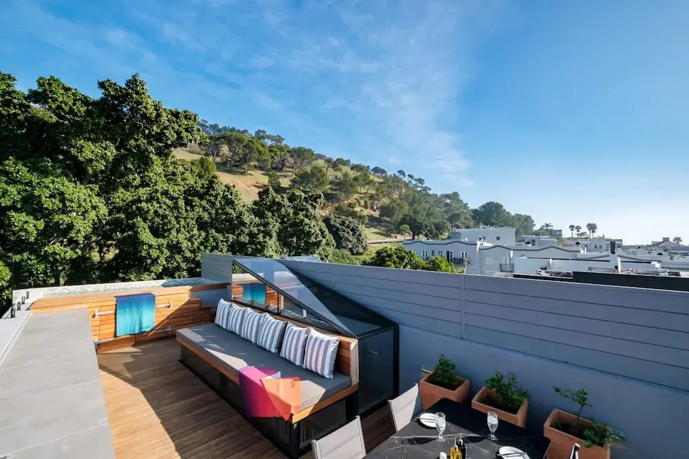 Experience Vibrant Living at De Waterkant Views