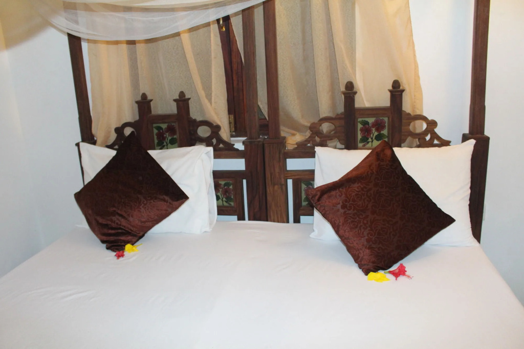 Jambiani White Sands Bungalows