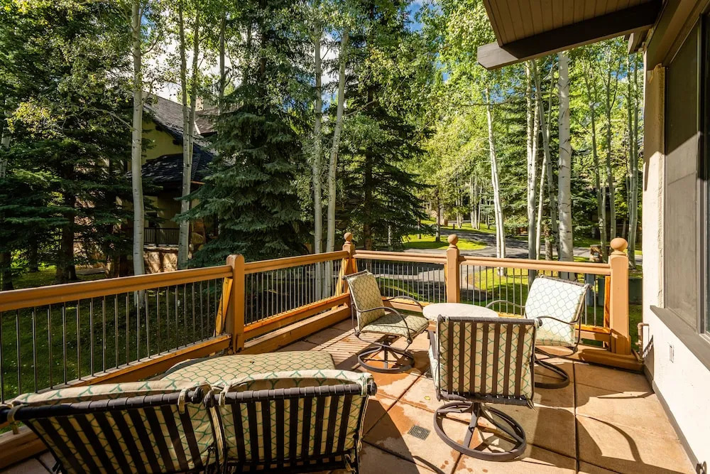 Owl Creek Snowmass By Frias