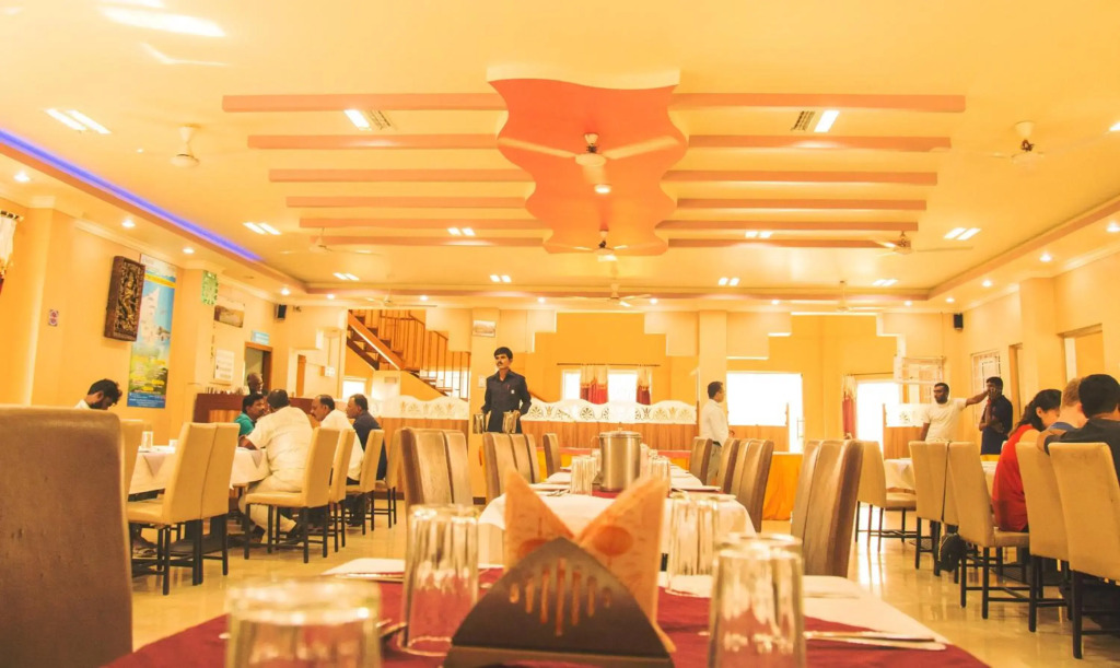 KSTDC Hotel Mayura Chalukya, Badami
