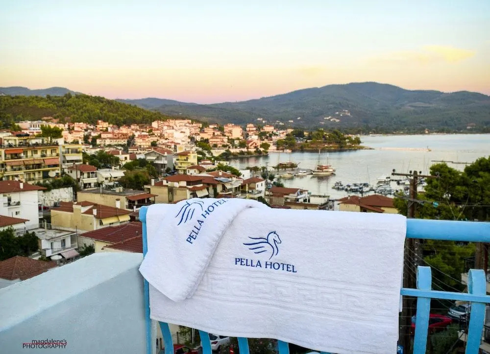 Pella Hotel - new