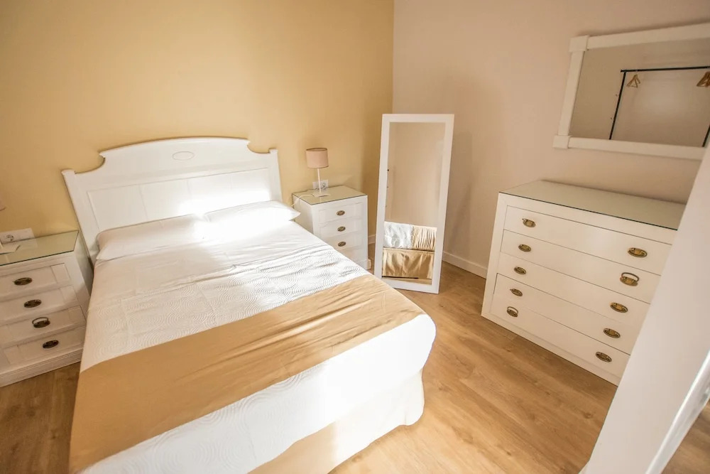 Apartamentos El Patio - Modernos con vistas en Plaza Mayor